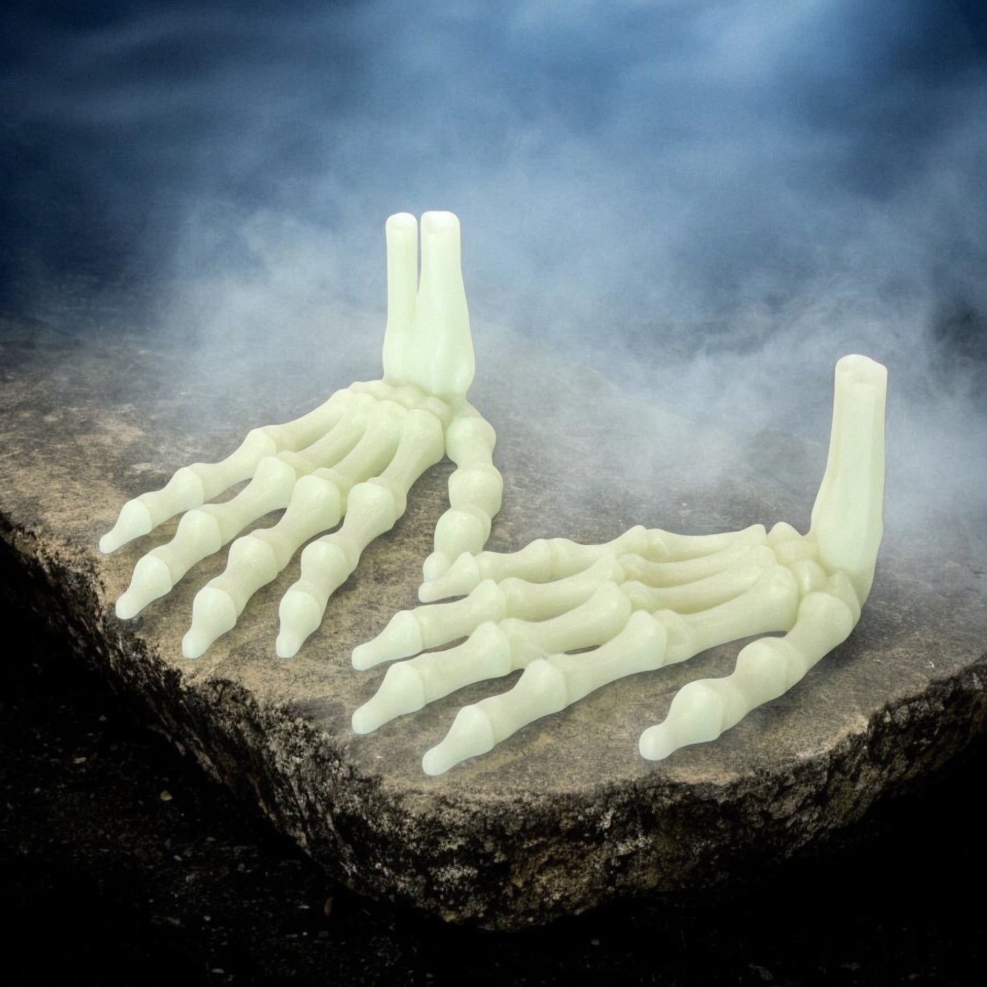 Glow In The Dark Skeleton Hand - Articulated Toy - HL Designs - GITDSH - PLA - HAN